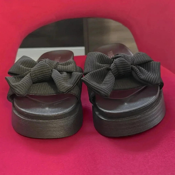 NWOT! Size 8 / Size 40 • YIMEIBI All Black Sandals • Thick Sole Preppy Slides - Picture 7 of 8